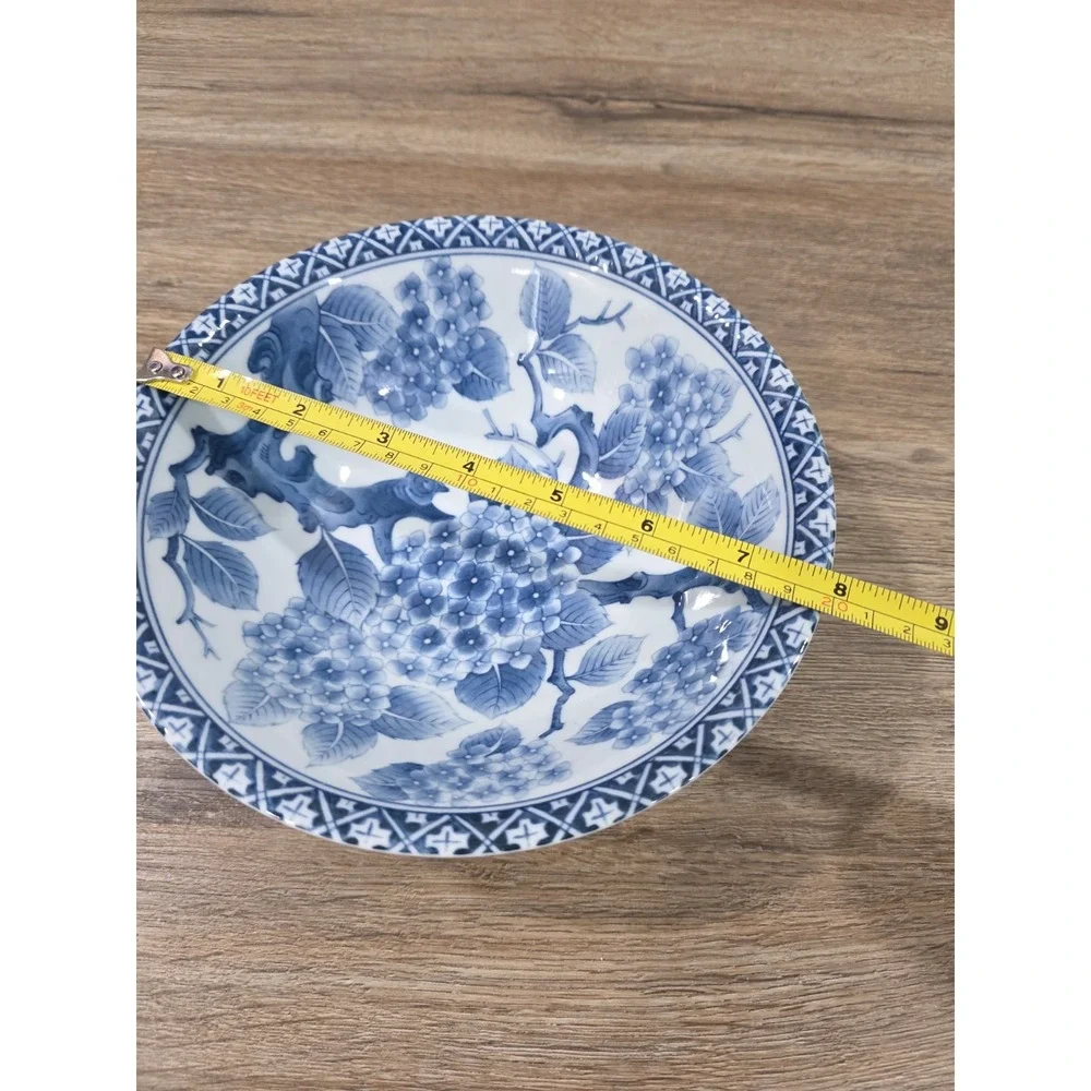 Chinese Blue and White Porcelain Bowl Floral Pattern Marked 8